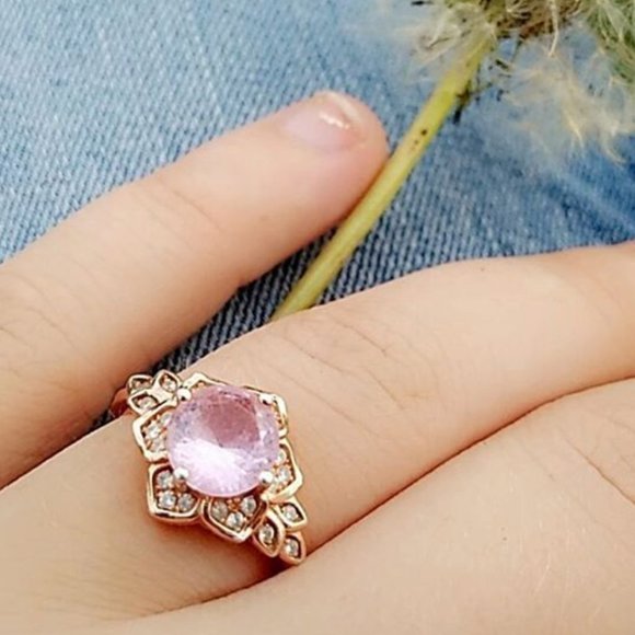 Pink Gemstone Flower ring, 925 Sterling Silver, 18k rose gold Charmed Aroma - Picture 7 of 15